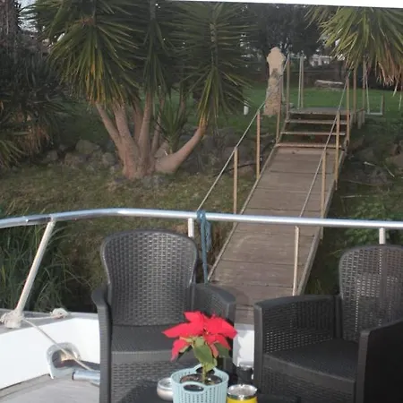 Boat And Breakfast Fiumicino - Roma Botel *